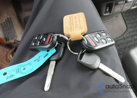 2010 Honda Odyssey Ex-L from USA, damaged, VIN 5FNRL3H62AB007818